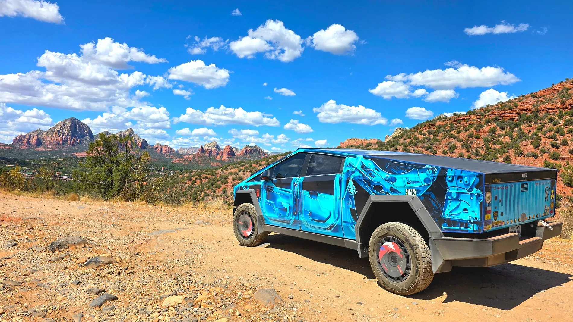 Tesla Cybertruck Daily random Cybertruck photos thread - Post Yours! 📸 🤳 20250908_124855