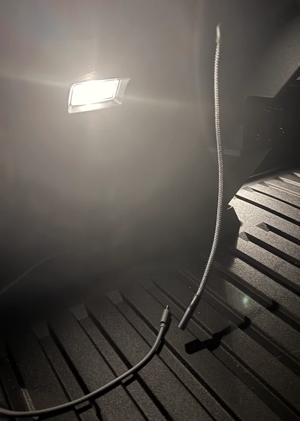Tesla Cybertruck Can you run Starlink mini on the 48v power feed? 1757438242417-69