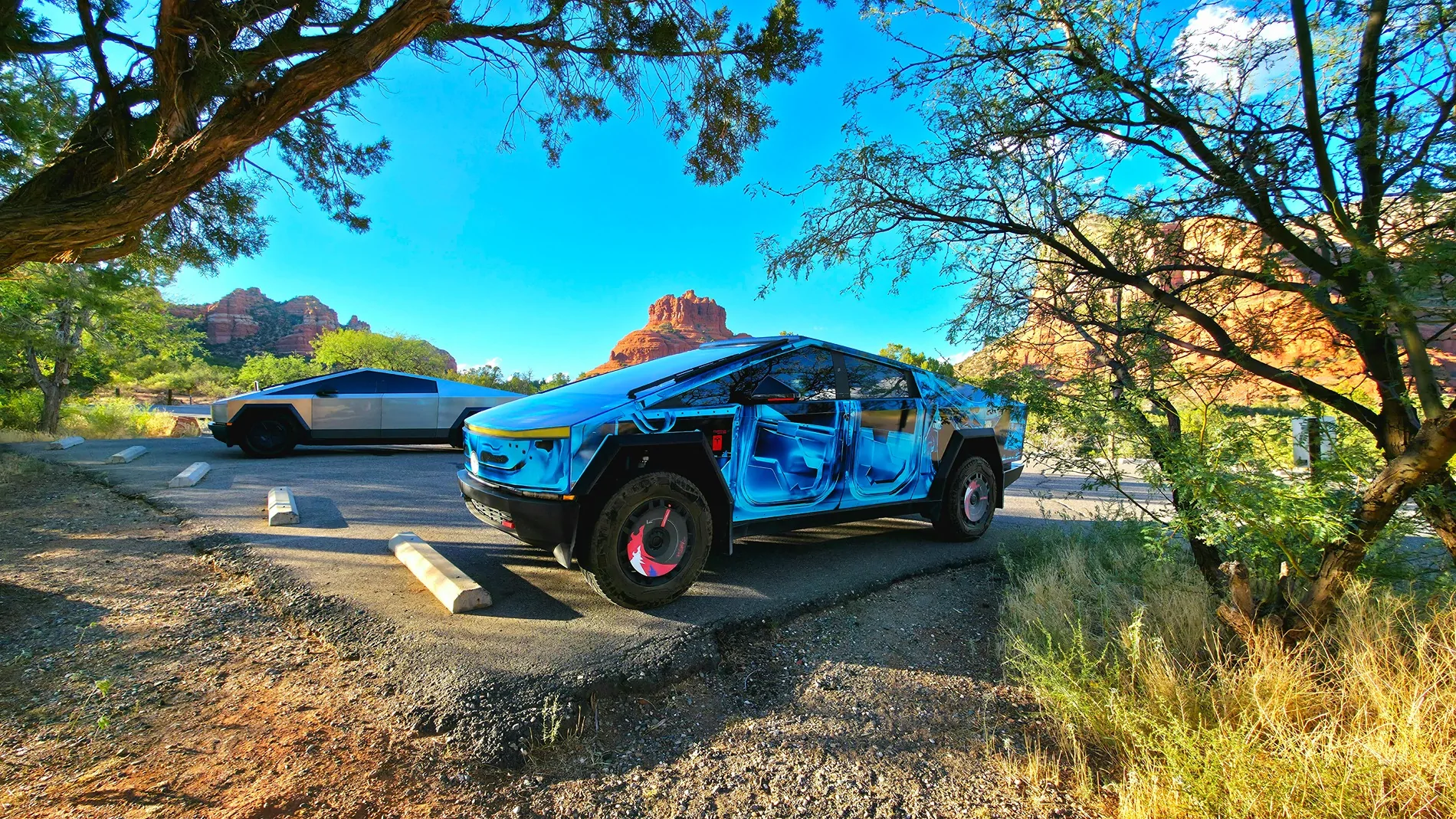 Tesla Cybertruck Daily random Cybertruck photos thread - Post Yours! 📸 🤳 20250910_173438