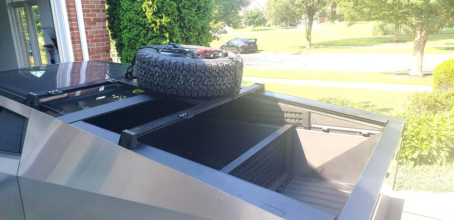 Tesla Cybertruck RiGd Hitch Spare Tire Carrier for Cybertruck: "CyberSwing Spare Tire Hitch Mount" IMG_1999