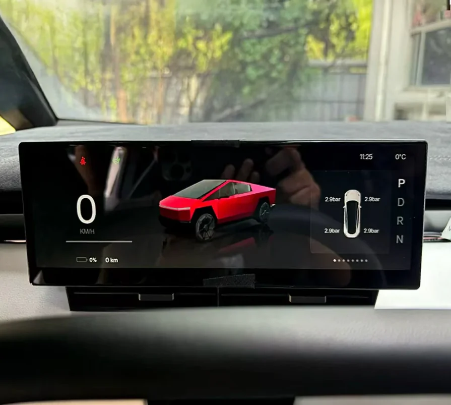 Tesla Cybertruck Just launched today: a 10.88-inch CarPlay-compatible instrument screen designed exclusively for the Cybertruck 1757750500258-38