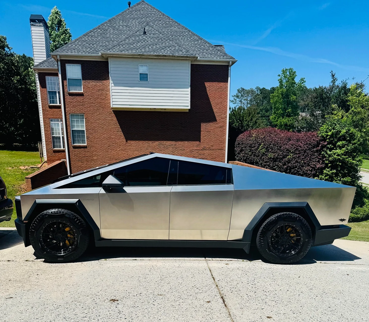 Tesla Cybertruck BestEvMod’s September Giveaway for Cybertruck Owners! Cybertruck