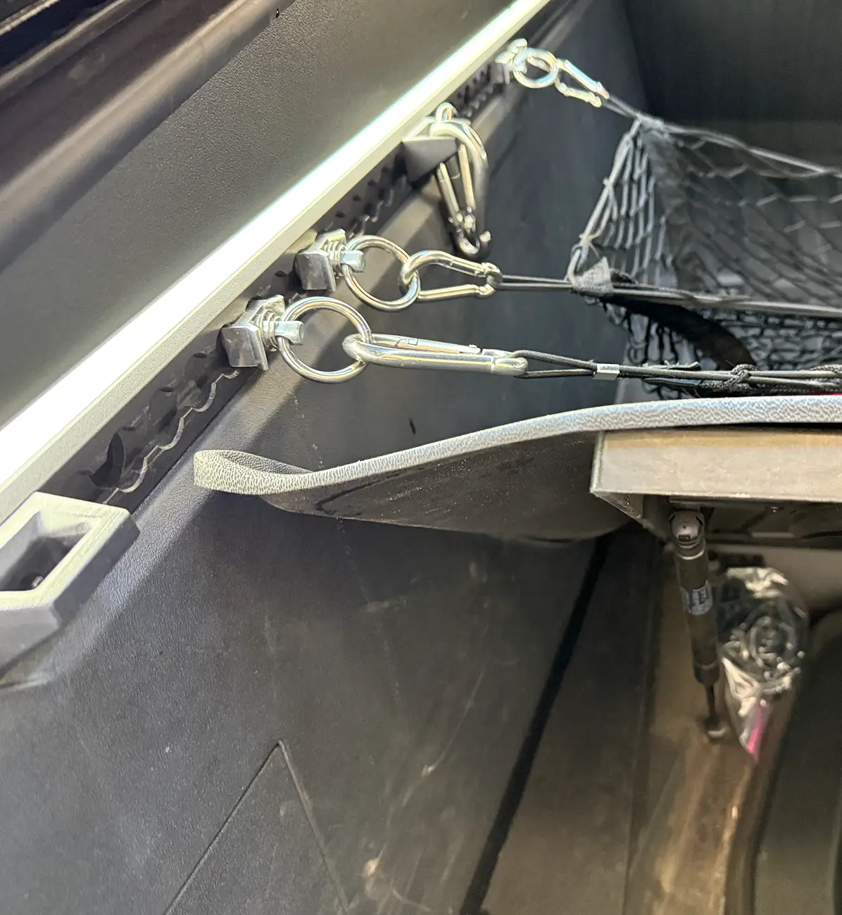 Tesla Cybertruck 🚗 3W Liners anniversary party still in full swing! Exclusive 35% discount + register now to win big - 100% chance to win! 1758143771267-9h