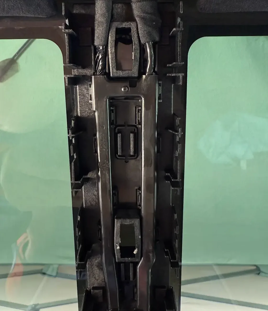 Tesla Cybertruck Fix for loose overhead console assembly (where magnetic sunvisors attach) 1758302459320-4