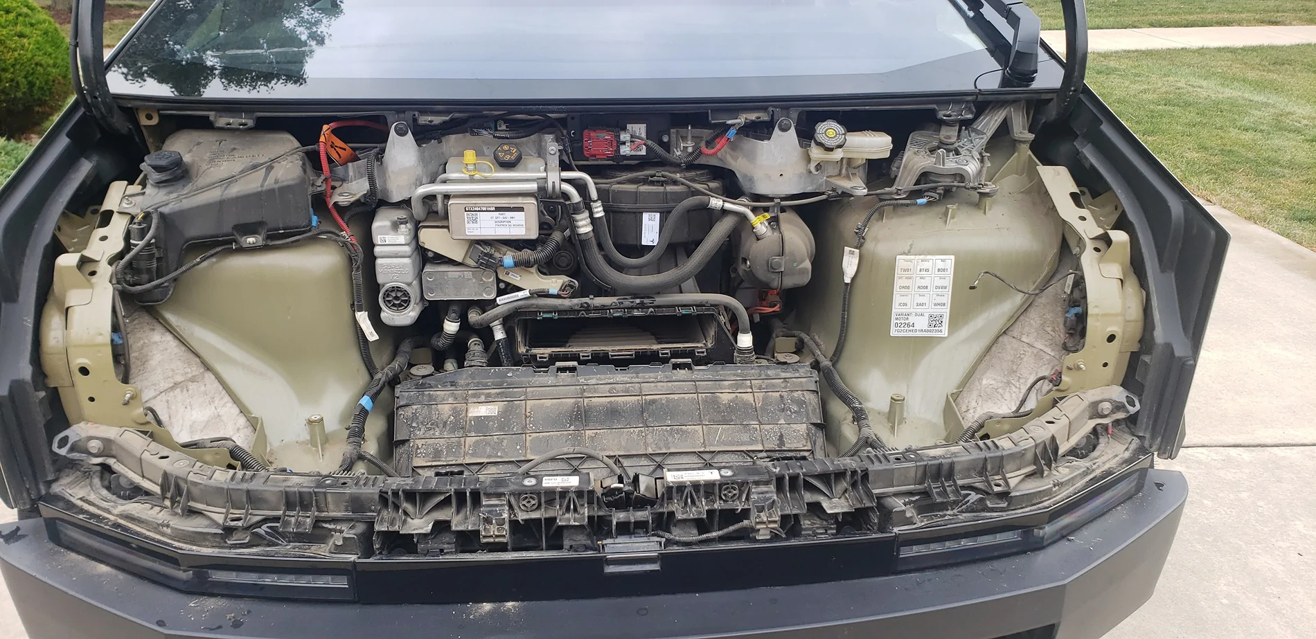 Tesla Cybertruck Overland to Arctic Ocean Ruined My Tonneau Cover (Due to Dust) Under Frunk Dust 2