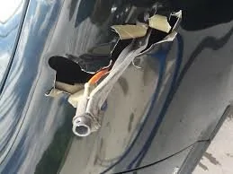 Tesla Cybertruck Water puddling on the rear bumper and license plate. 1758908427042-it