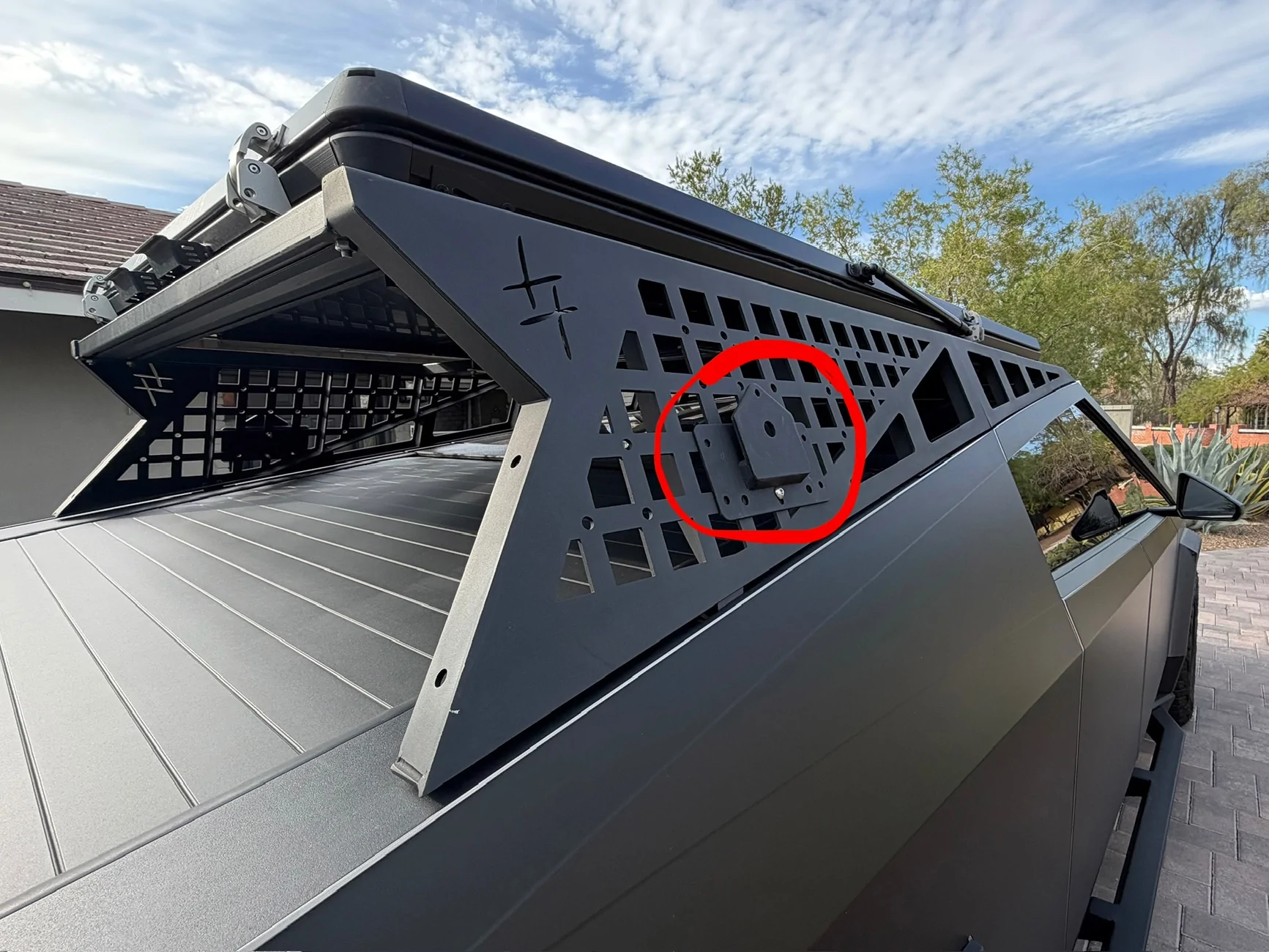 Tesla Cybertruck What did you do TO / WITH your Cybertruck today? 👨🏻‍🔧🧰🚿🛠 IMG_0148
