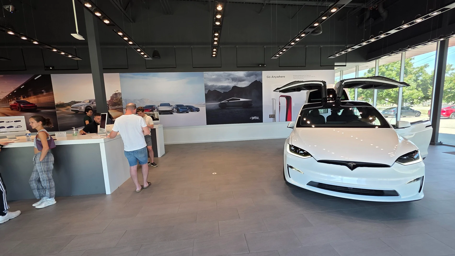 Tesla Cybertruck Daily random Cybertruck photos thread - Post Yours! 📸 🤳 20250928_125525