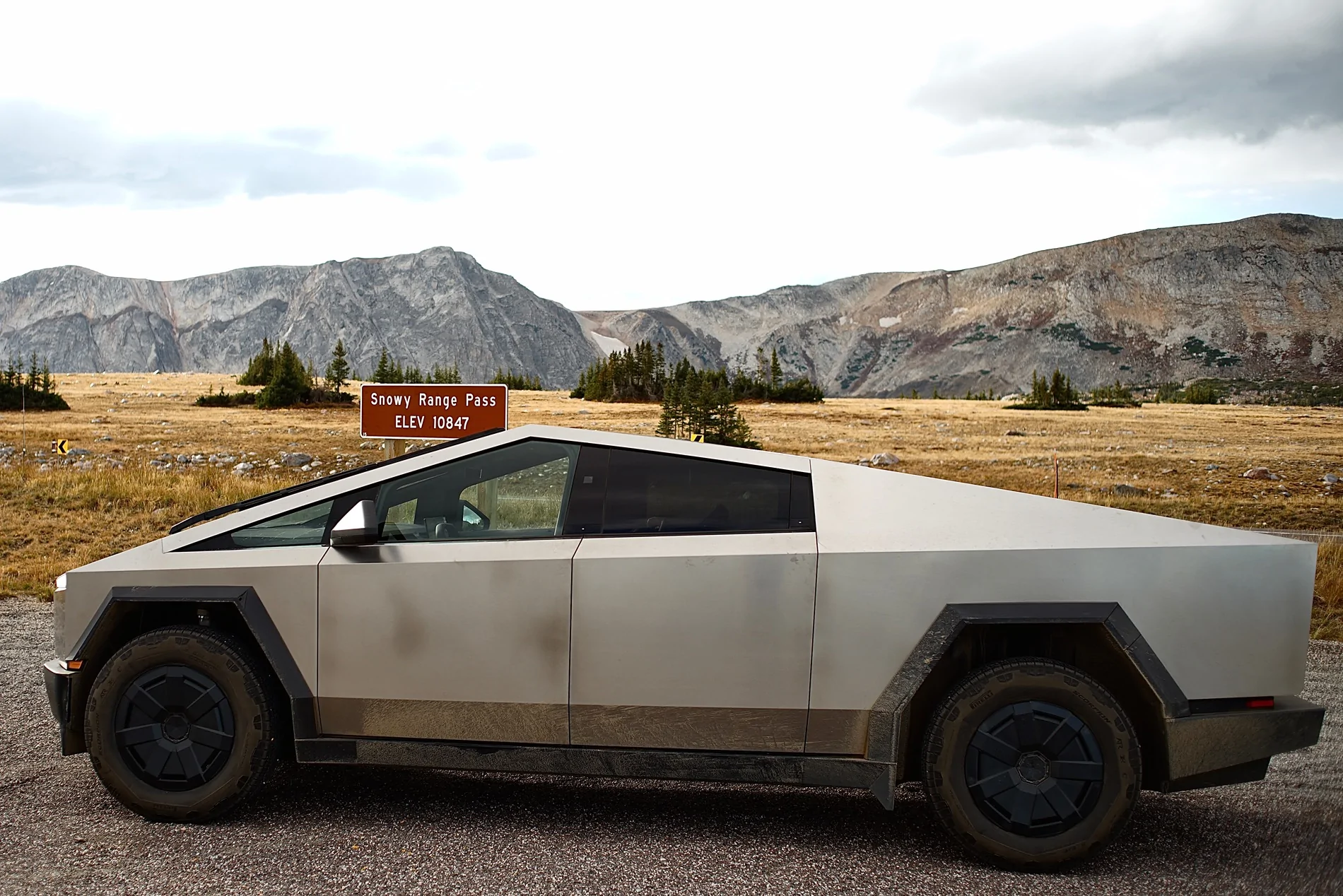 Tesla Cybertruck Daily random Cybertruck photos thread - Post Yours! 📸 🤳 DSC01635