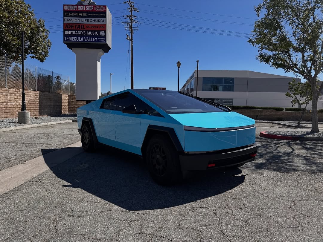 Tesla Cybertruck Pure PPF Miami Blue Cybertruck by Empire Custom Wraps SnapInsta.to_558219777_18053272148559206_5711138547726288990_n