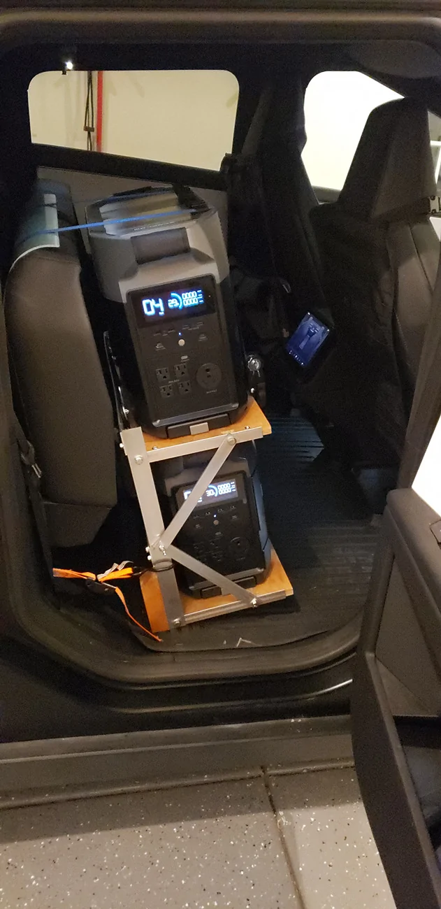 Tesla Cybertruck My EcoFlow Power Station Range Extender Solution View From Right Sid