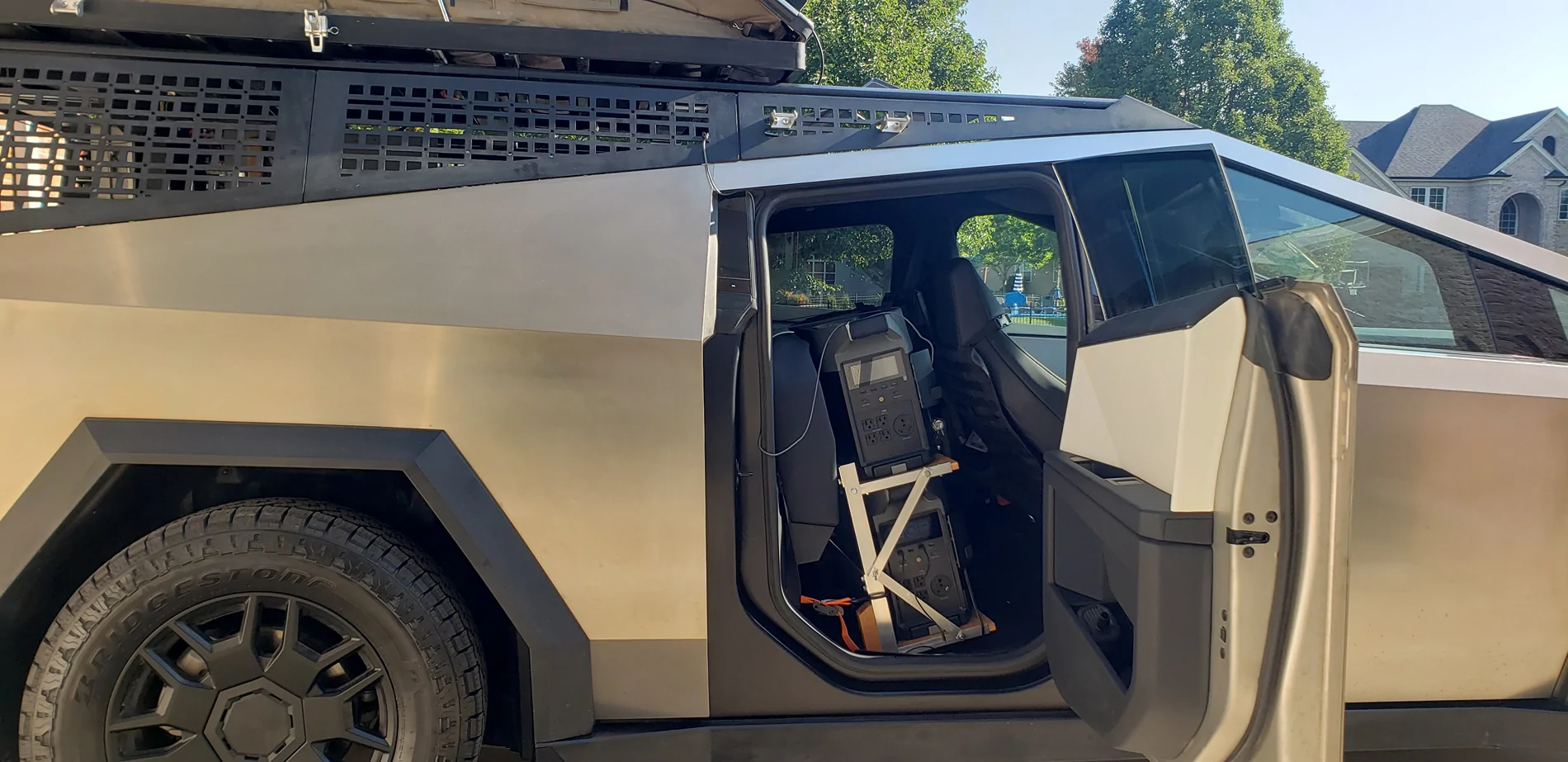 Tesla Cybertruck My EcoFlow Power Station Range Extender Solution CT Delta Pros