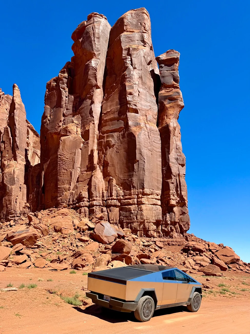 Tesla Cybertruck Overlanding Adventure in Monument Valley IMG_2466
