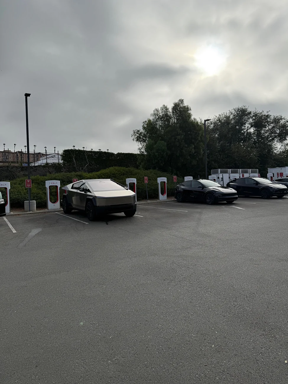 Tesla Cybertruck Daily random Cybertruck photos thread - Post Yours! 📸 🤳 IMG_3572