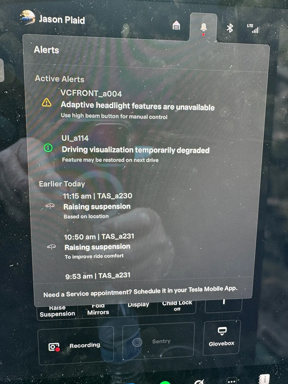 Tesla Cybertruck UI_a114 visualization error in my cybertruck IMG_8821