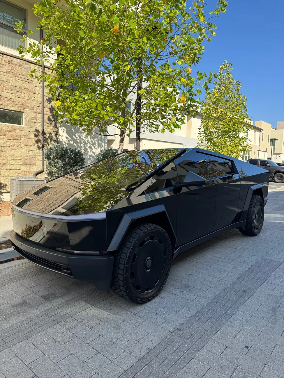 Tesla Cybertruck Daily random Cybertruck photos thread - Post Yours! 📸 🤳 IMG_3130
