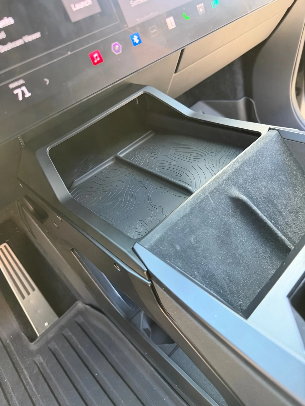 Tesla Cybertruck Cybergear Center Console - Installed IMG_0272
