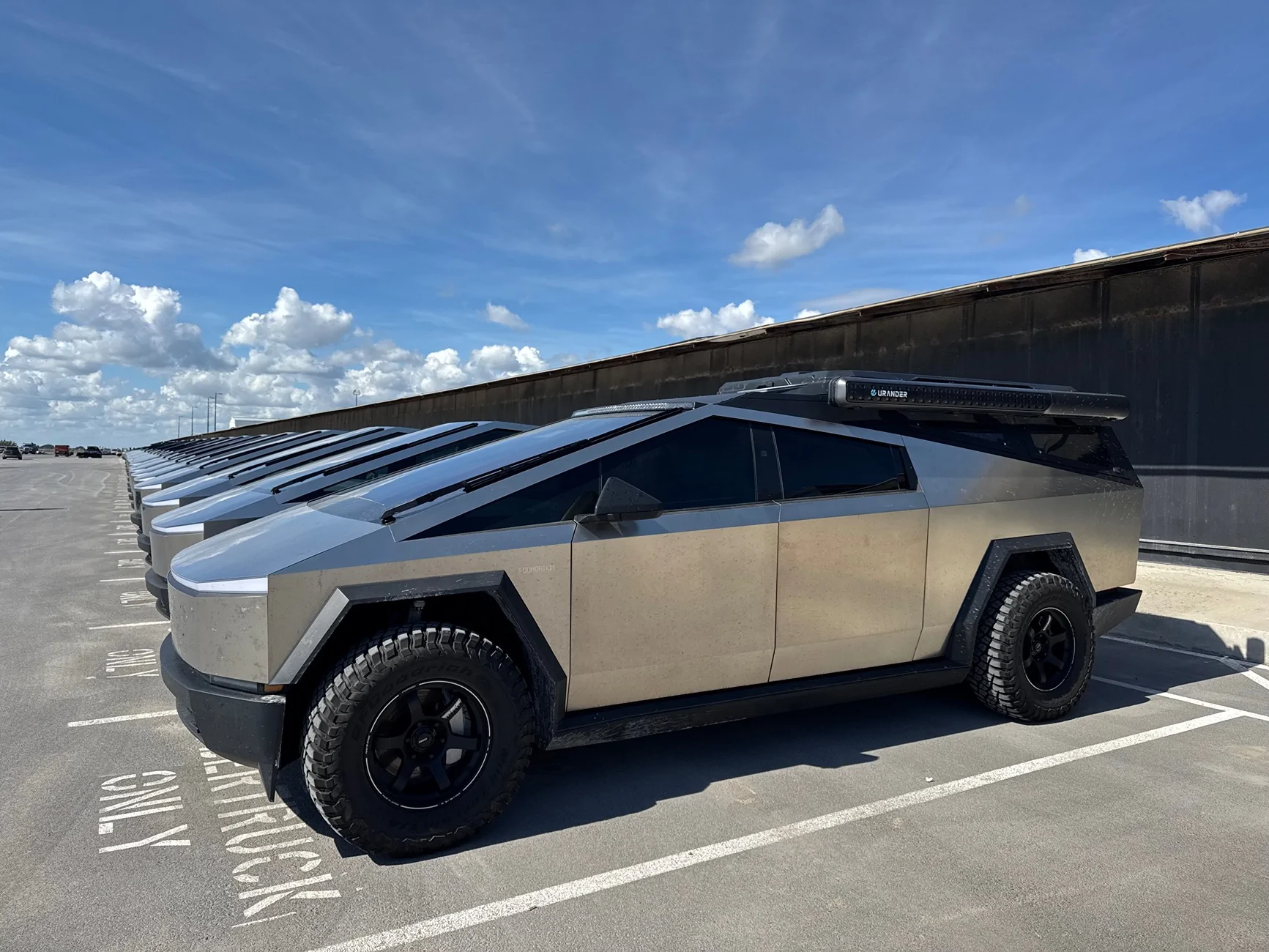 Tesla Cybertruck Elon cleaning out inventory IMG_4824