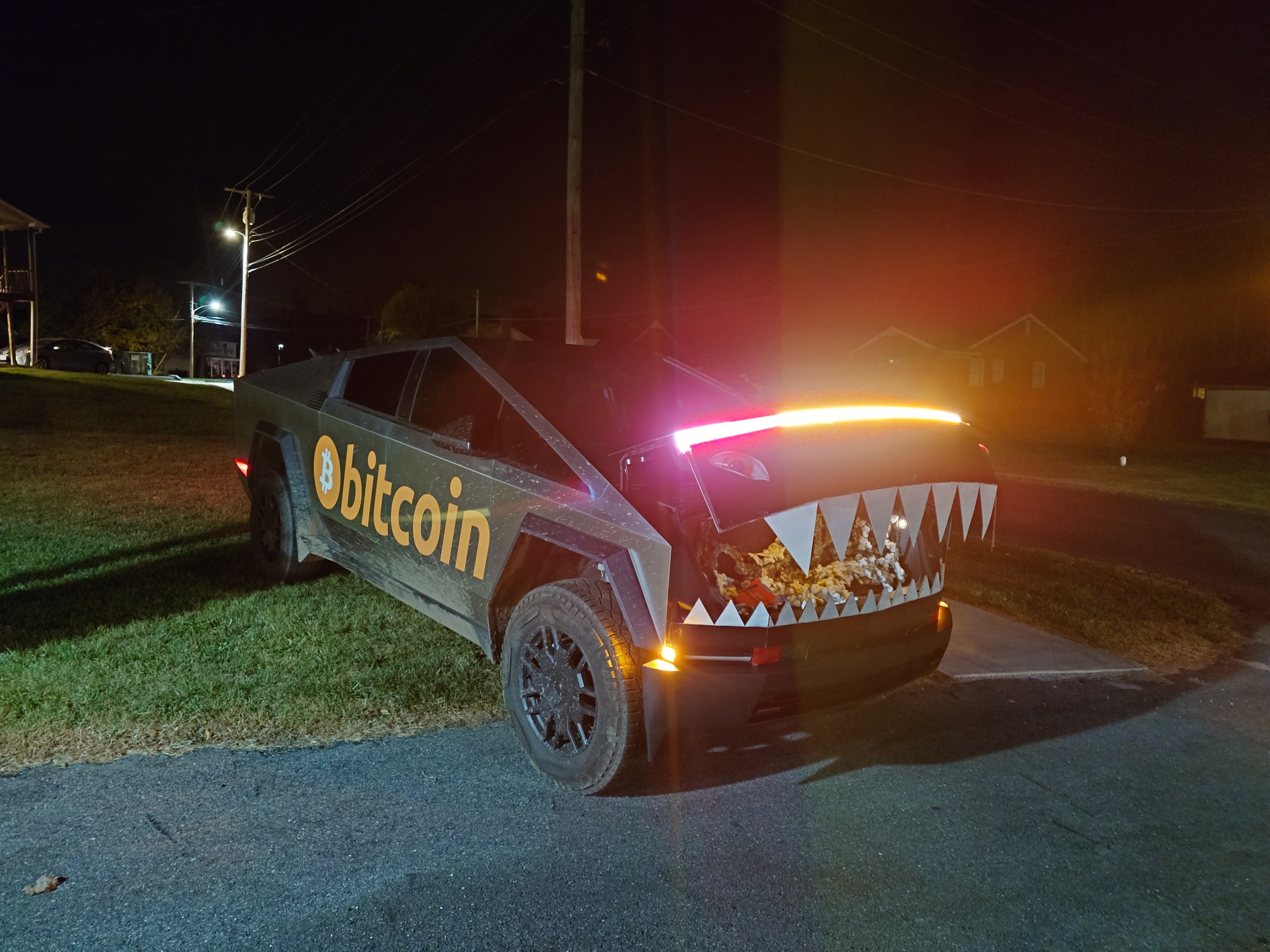 Tesla Cybertruck Halloween is in the Air - and the Beast is the best way to show it. 20241031_221308