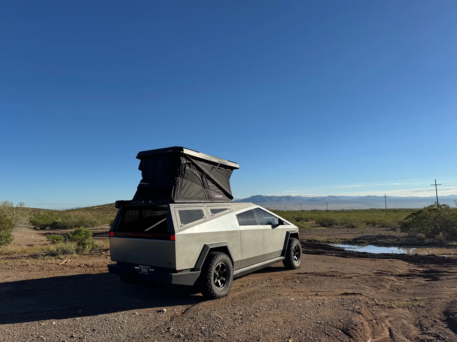 Tesla Cybertruck Introducing Urander CyberCamp Pano - 360° Panoramic Cybertruck Roof Top Tent RTT IMG_4989