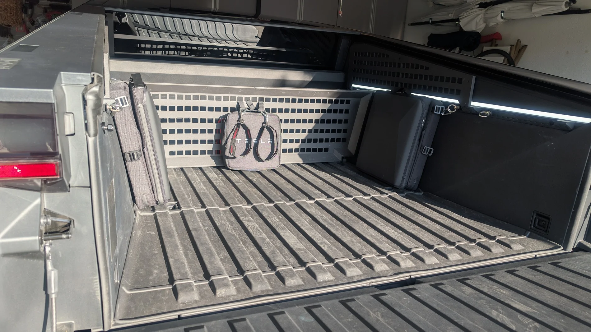 Tesla Cybertruck Factory Bed Add On or… ? PXL_20250628_013528787