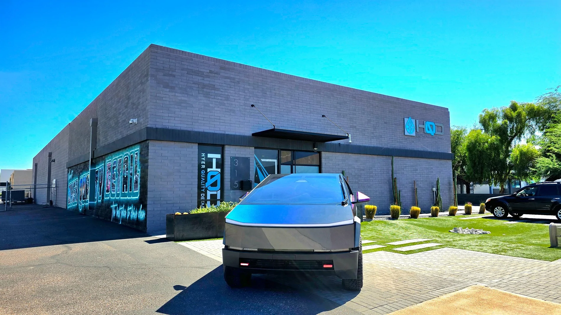 Tesla Cybertruck Daily random Cybertruck photos thread - Post Yours! 📸 🤳 20251019_114434