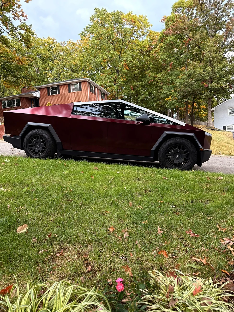 Tesla Cybertruck Wrap it or not?? Or leave two toned? IMG_1012