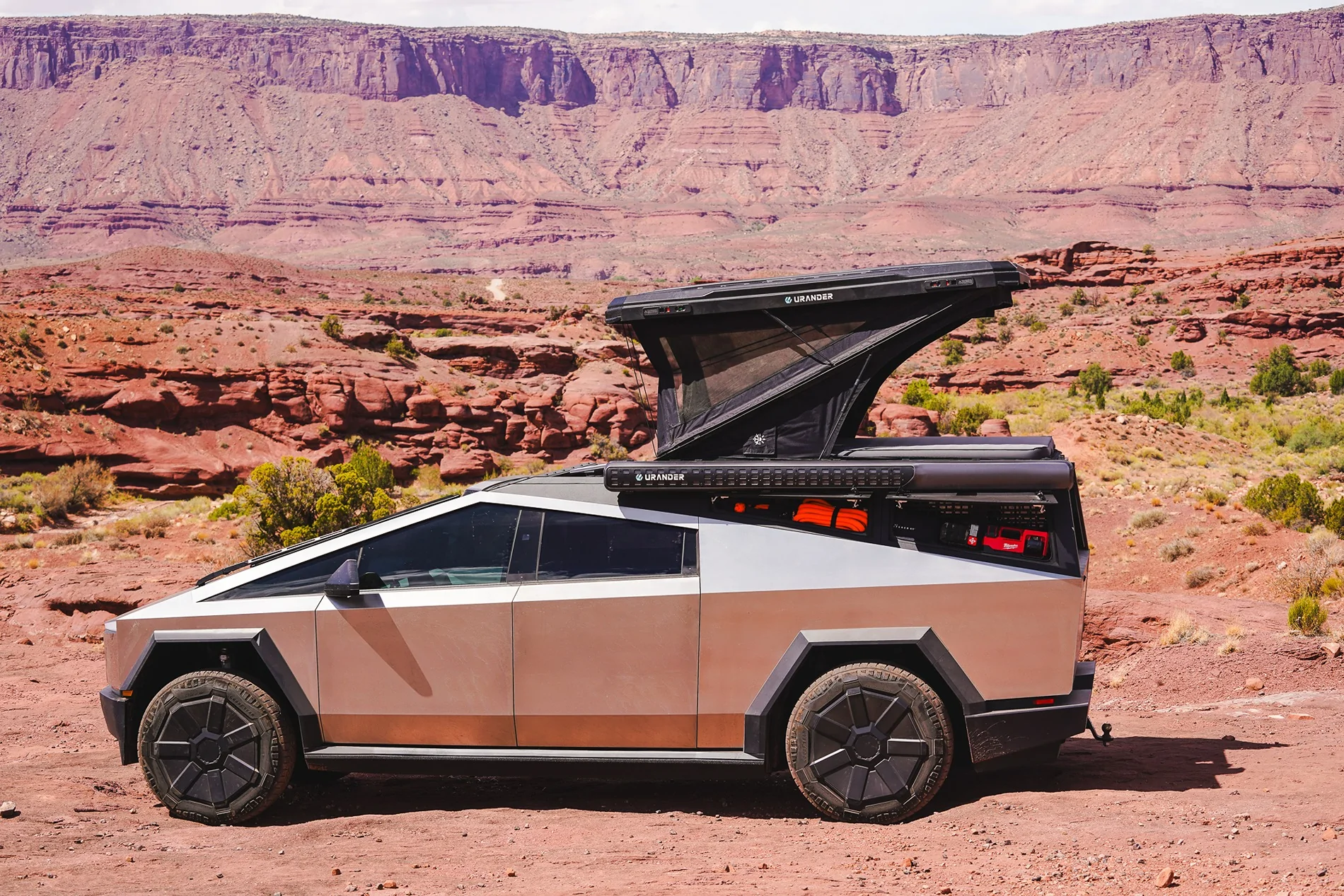 Tesla Cybertruck From the Bay to Moab: Field Testing Our Next-Gen Cybertruck Rack [Urander] DSC05596