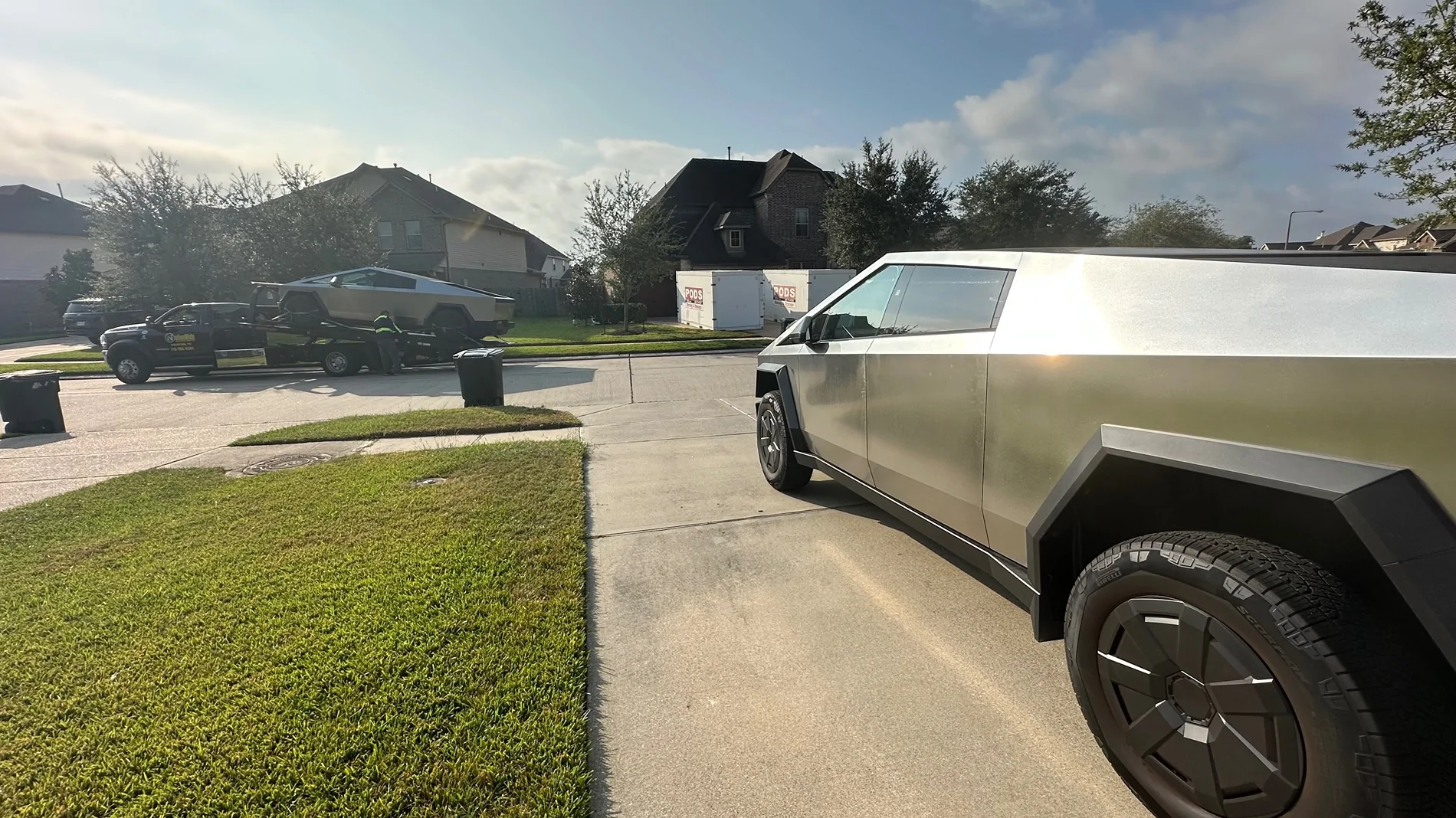 Tesla Cybertruck 2025 AWD 2 weeks in GOOD BAD and UGLY IMG_3263