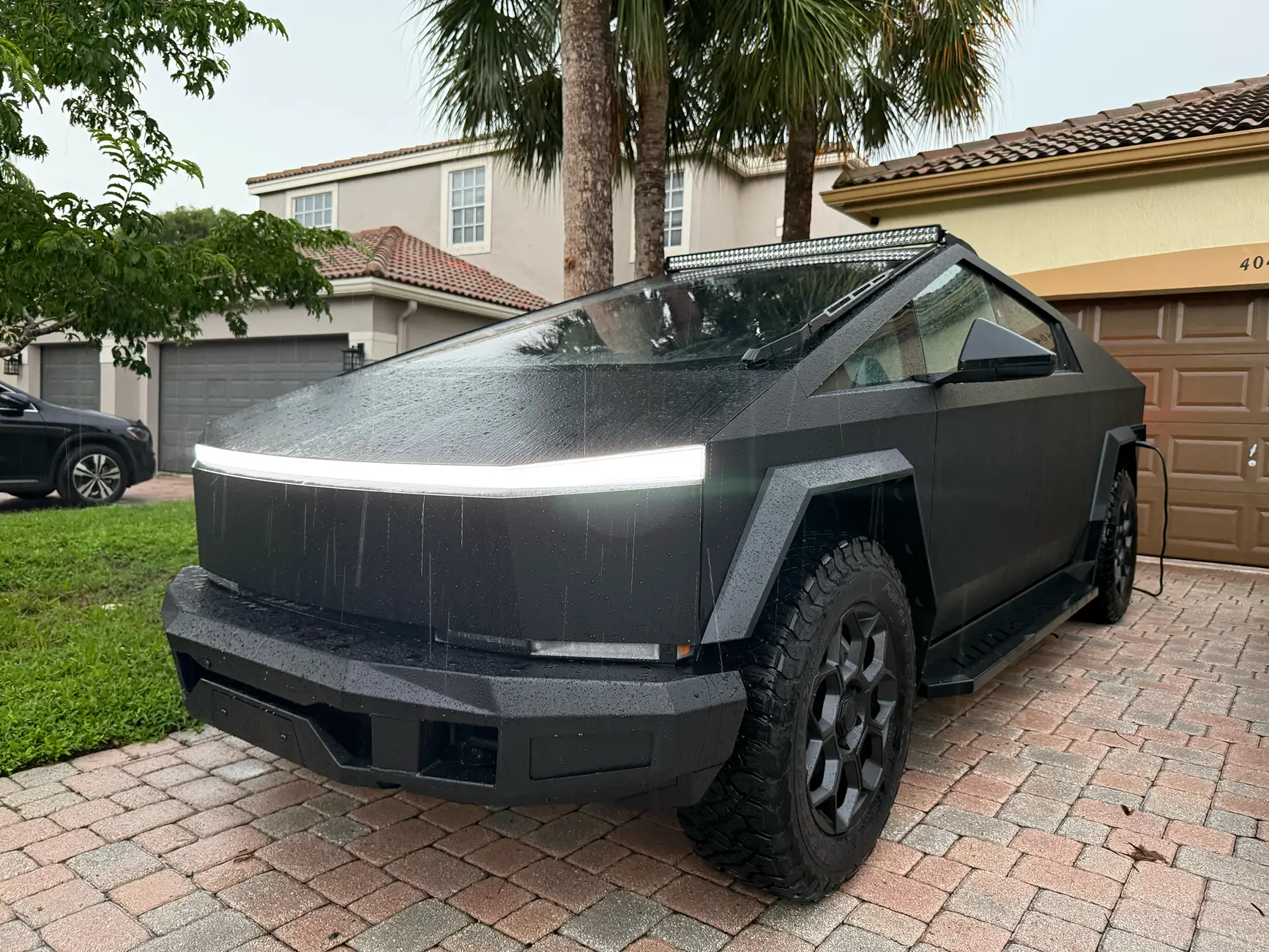 Tesla Cybertruck Daily random Cybertruck photos thread - Post Yours! 📸 🤳 IMG_2415