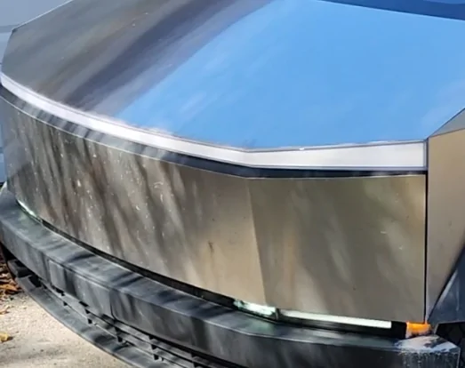 Tesla Cybertruck Tesla recalls Cybertrucks - front parking lights may be too bright (potential vehicles affected: 63,619) AISelect_20251025_175806_Gallery