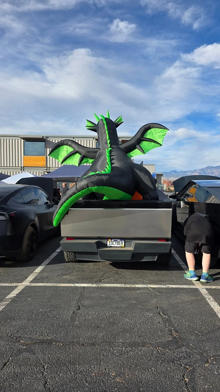 Tesla Cybertruck Daily random Cybertruck photos thread - Post Yours! 📸 🤳 20251025_165513