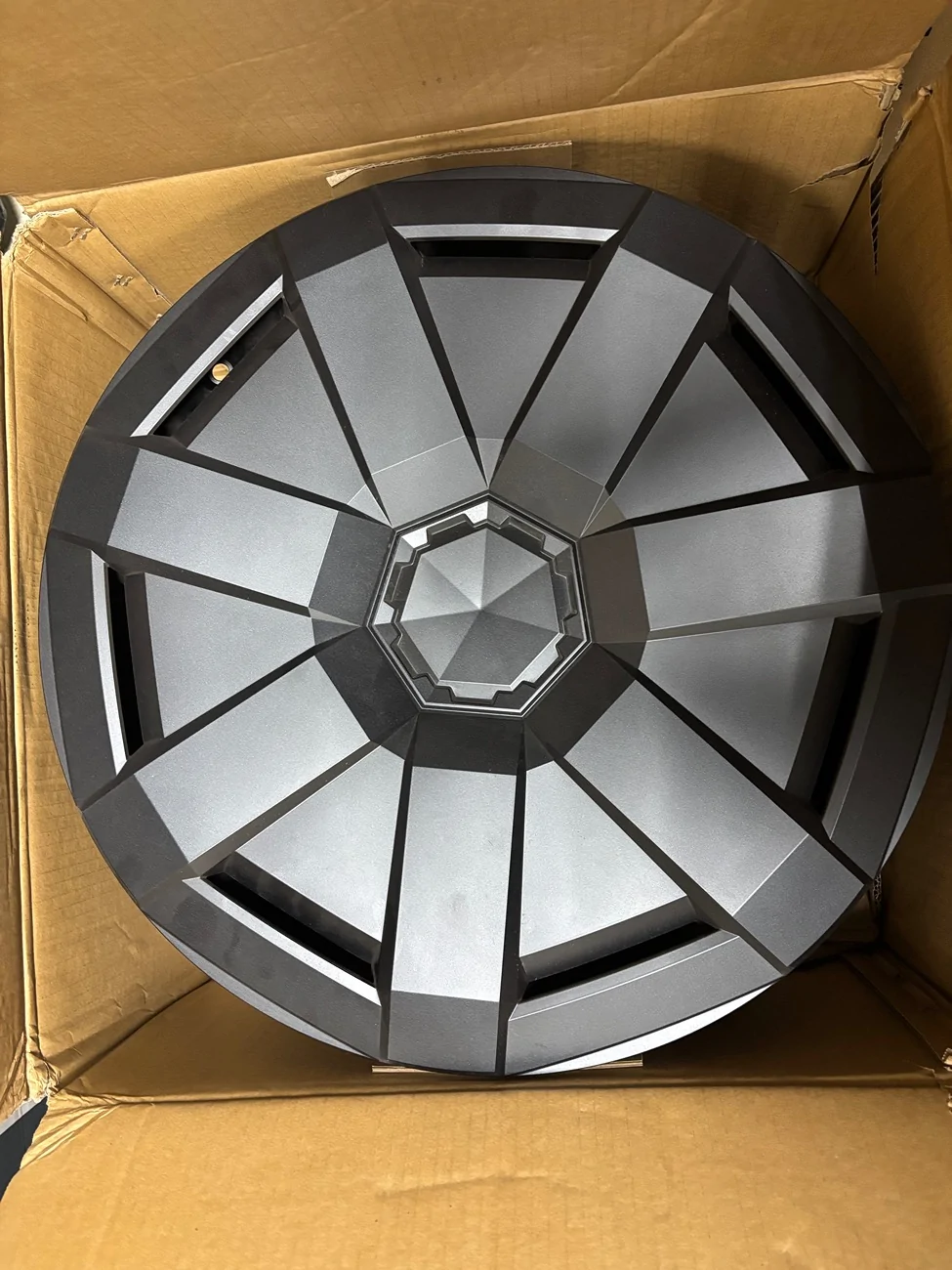 Tesla Cybertruck Core Rims and Covers (lowered price) IMG_4926