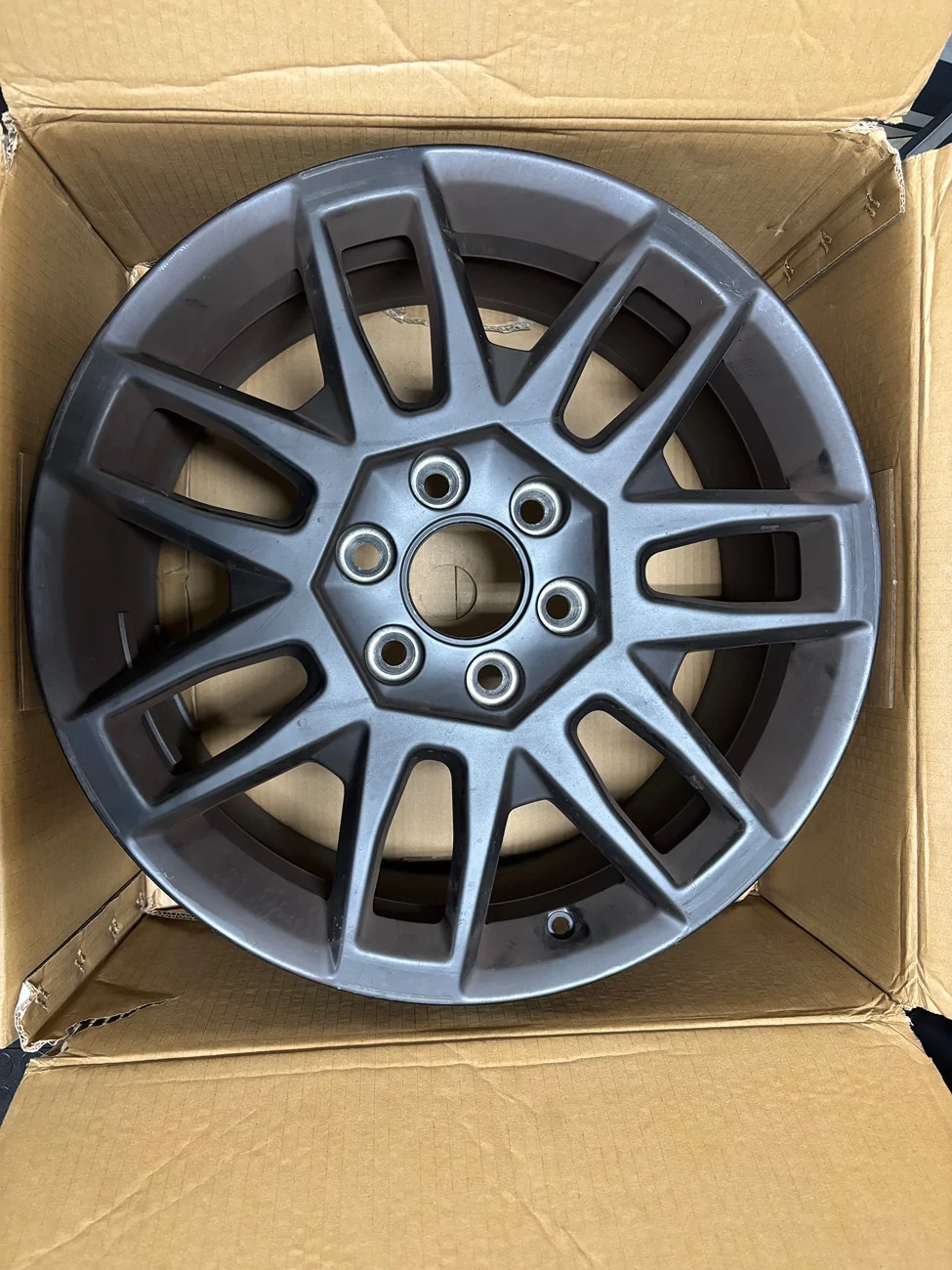 Tesla Cybertruck Core Rims and Covers (lowered price) IMG_4922