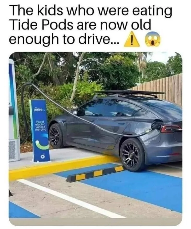 Tesla Cybertruck Funny Cybertruck memes, images, videos 🤣 1761651356939-u5
