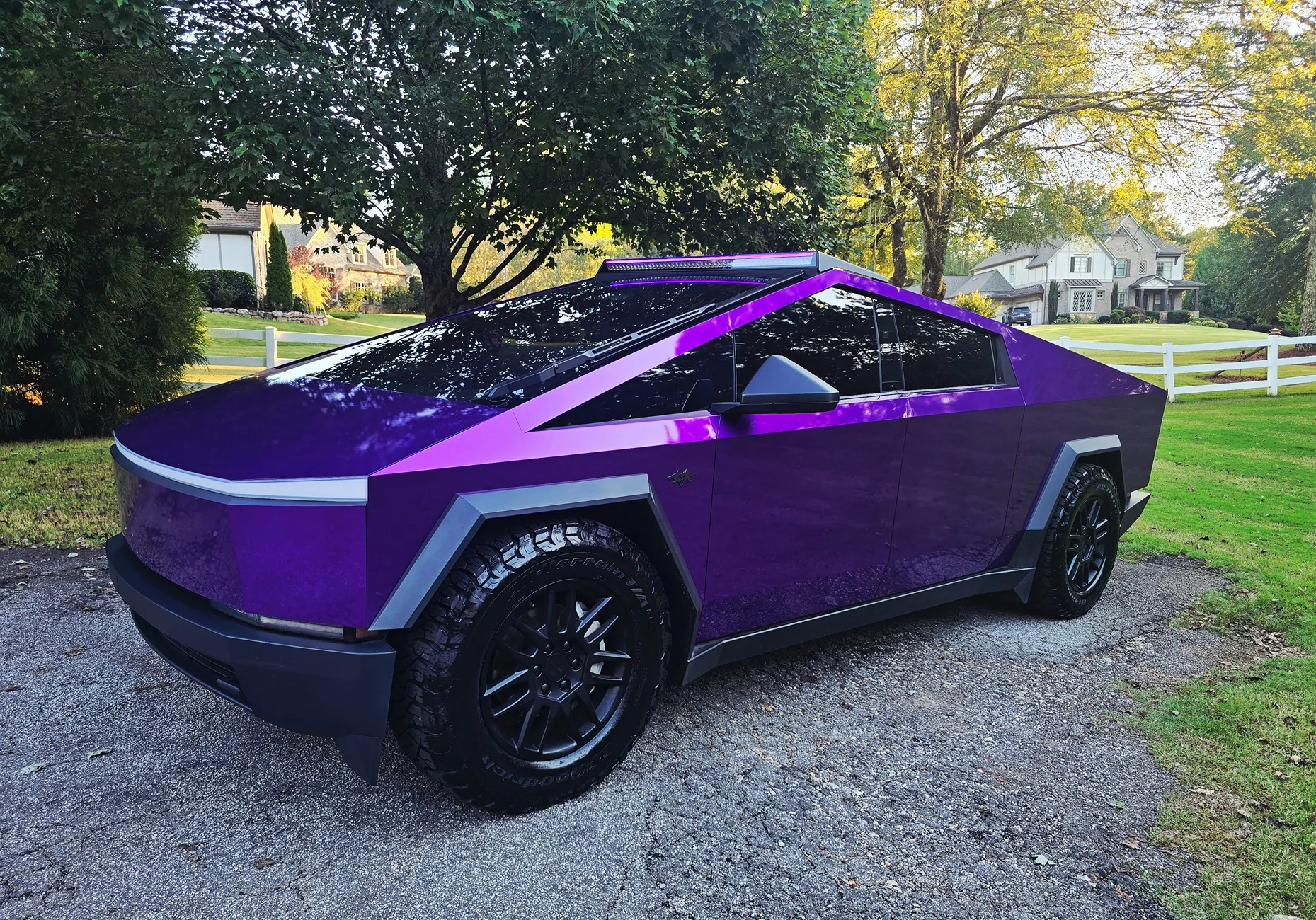 Tesla Cybertruck XKGLOW  Lightbar. Anyone install one yet? 1000018683