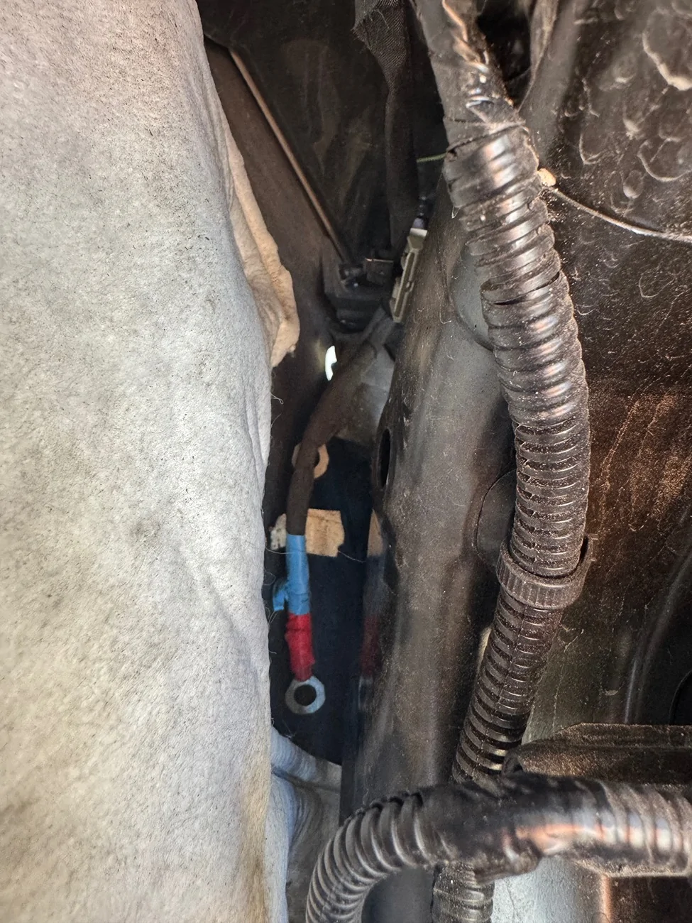 Tesla Cybertruck Factory forgot to connect two Ring Terminals? IMG_8334