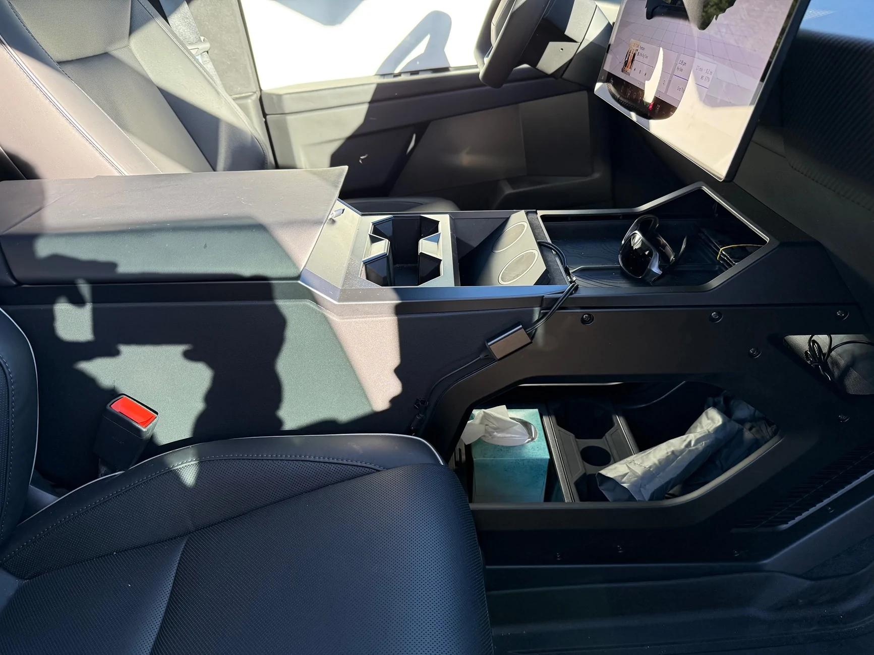 Tesla Cybertruck Dual Wireless Charger (MagSafe compatible) for Cybertruck - TWRAPS IMG_0380