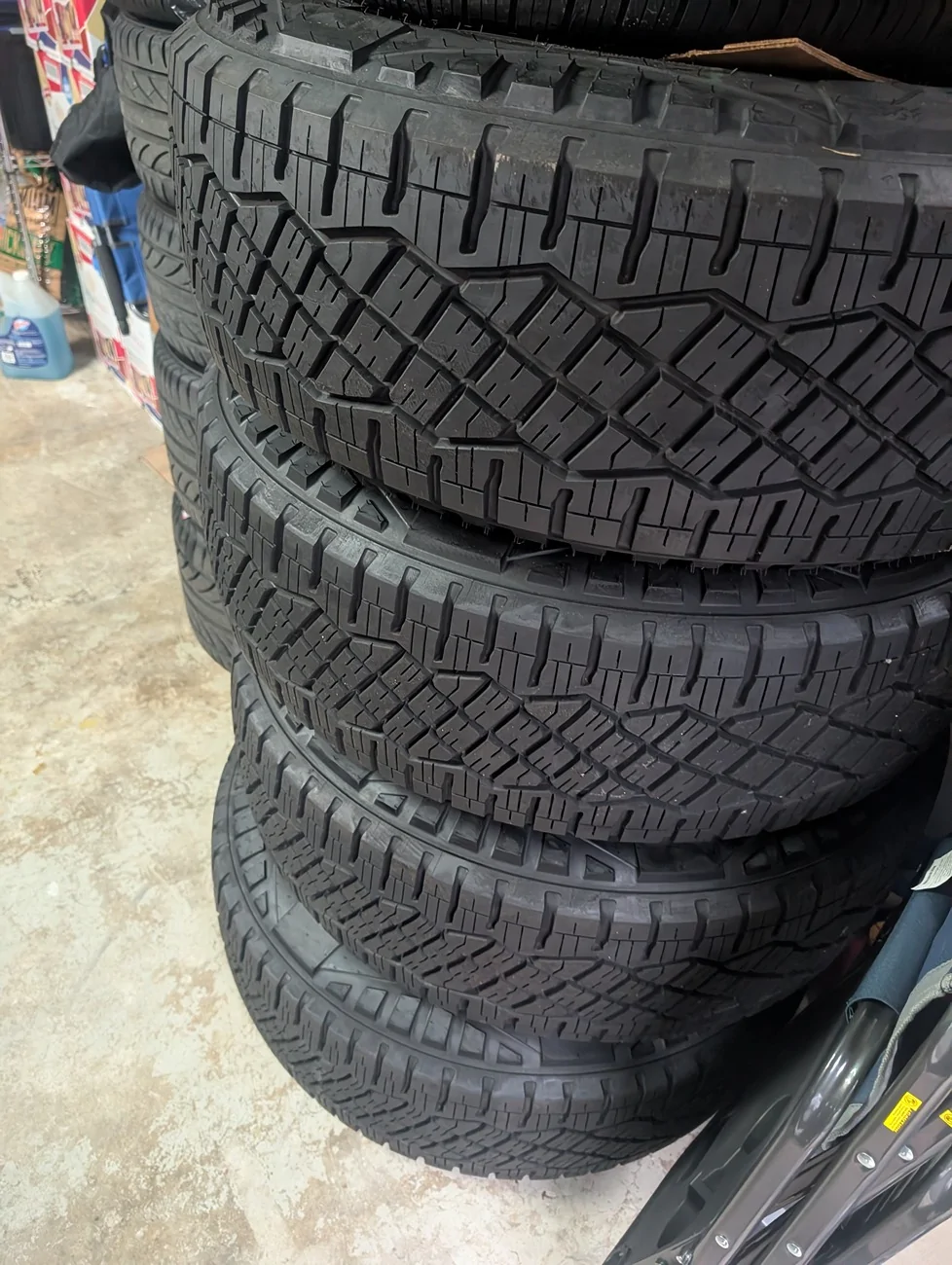 Tesla Cybertruck Cyber truck Foundation rims and tires for sale PXL_20251106_002733425