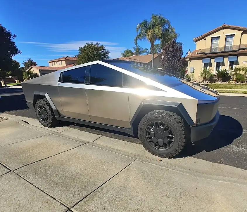 Tesla Cybertruck Cyberbeast on Gladiator X Comp M/T Tires + Diffuser Erase 108176-6fe266212e33829554c730aeaf1d3a19