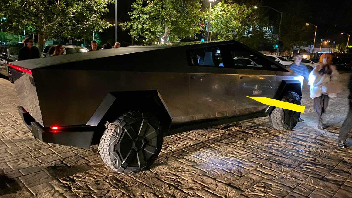 Tesla Cybertruck Cyberbeast on Gladiator X Comp M/T Tires + Diffuser Erase 1762822461668-3z