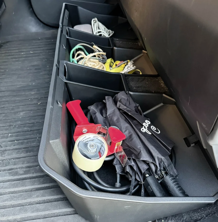 Tesla Cybertruck Get 50% OFF+2 Free Gifts-Cybertruck Underseat Storage Deal! 1762844384321-xo