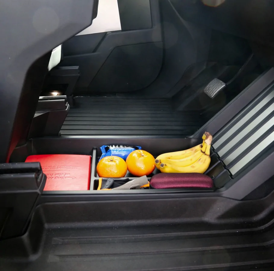 Tesla Cybertruck Get 50% OFF+2 Free Gifts-Cybertruck Underseat Storage Deal! 1762844486377-xa