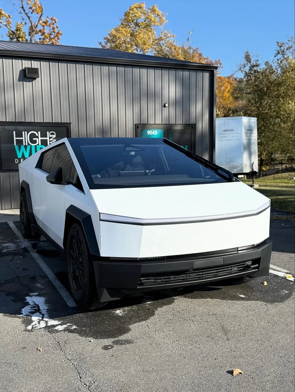 Tesla Cybertruck Pure PPF Frozen White Cybertruck wrapped by High & Wide Detailing SnapInsta.to_580581472_18321540400245902_5896272044273844242_n