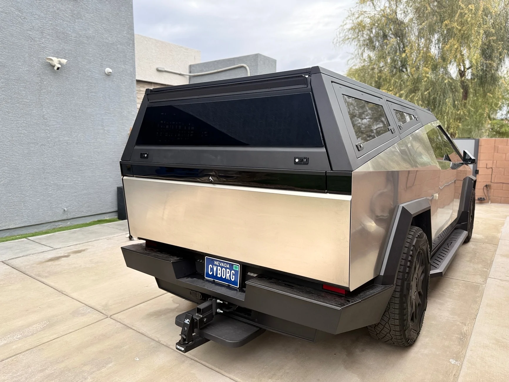 Tesla Cybertruck Urander Rack Mega Thread – Post Your Setup! IMG_9083