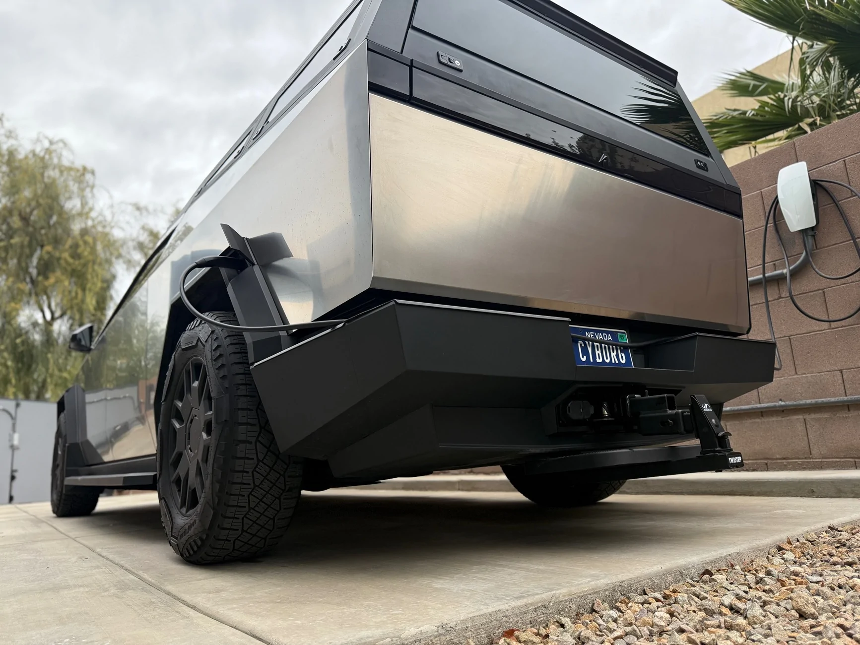 Tesla Cybertruck Urander Rack Mega Thread – Post Your Setup! IMG_9090