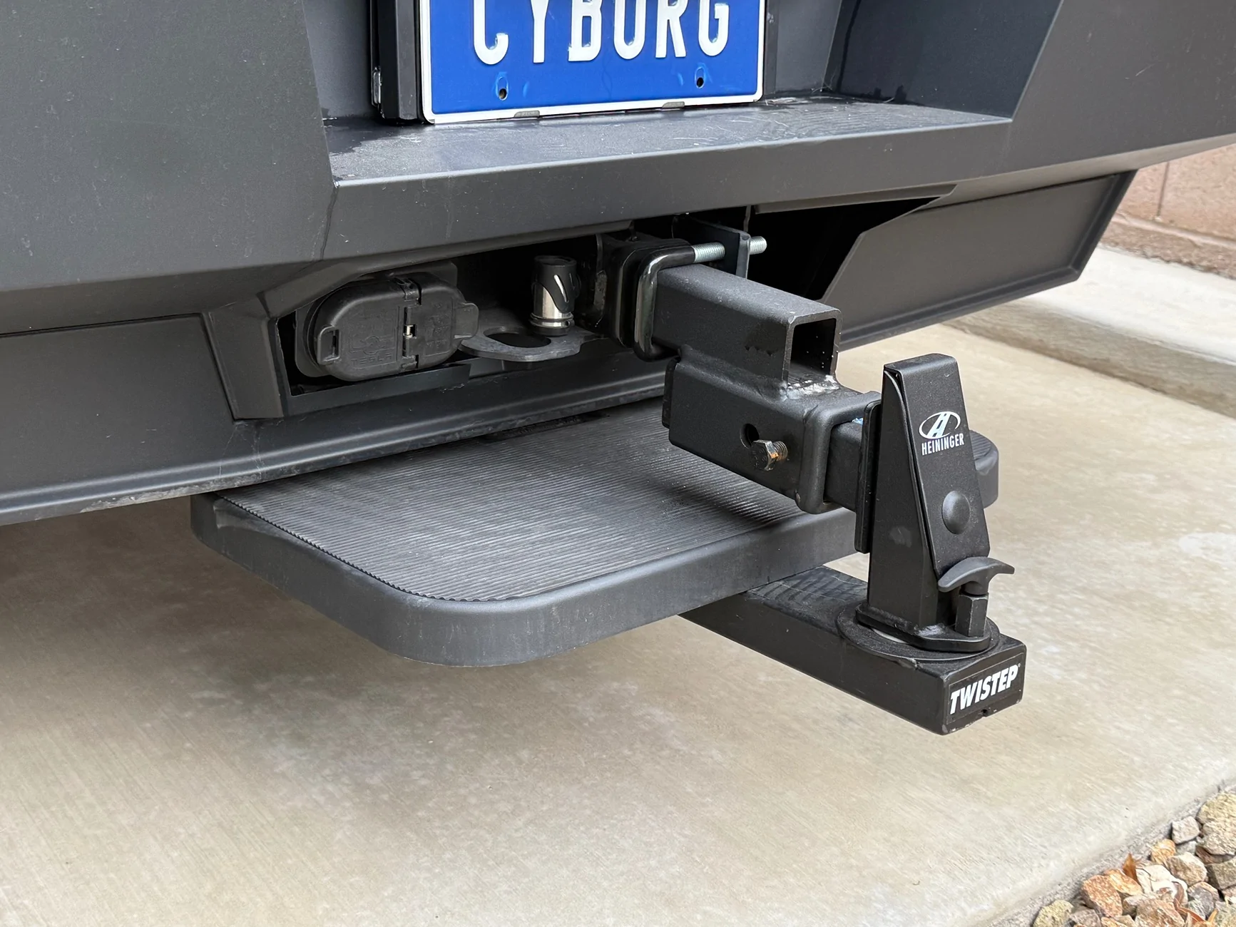 Tesla Cybertruck Urander Rack Mega Thread – Post Your Setup! IMG_9084