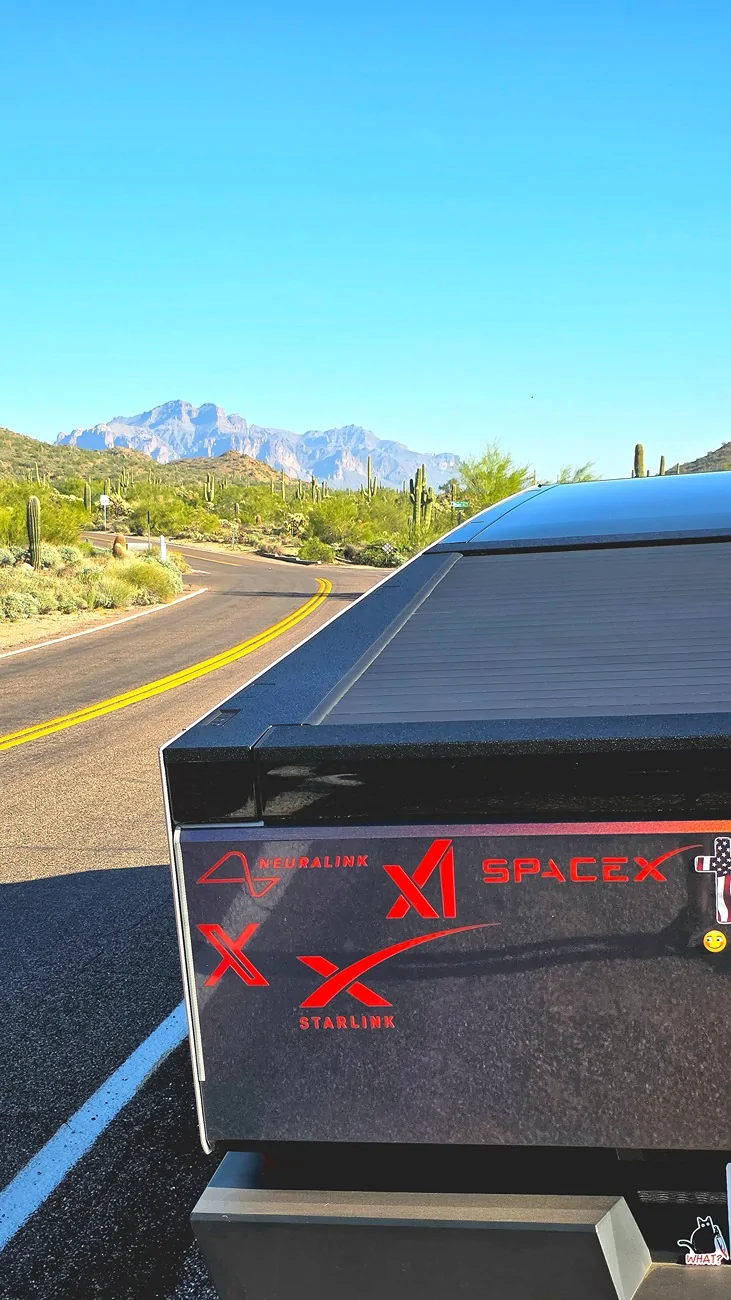 Tesla Cybertruck Daily random Cybertruck photos thread - Post Yours! 📸 🤳 20251114_145321