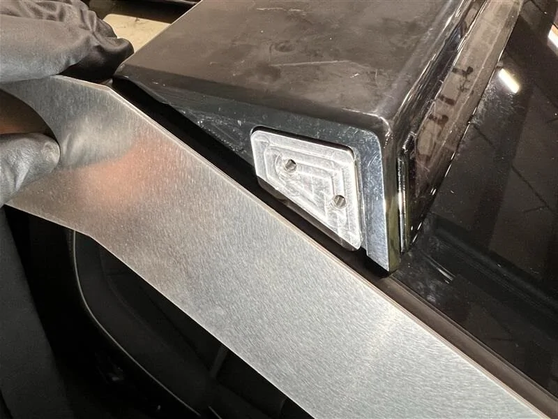 Tesla Cybertruck Recall bulletin SB-25-90-001 Off Road Lightbar fix - new version with bracket IMG_2371