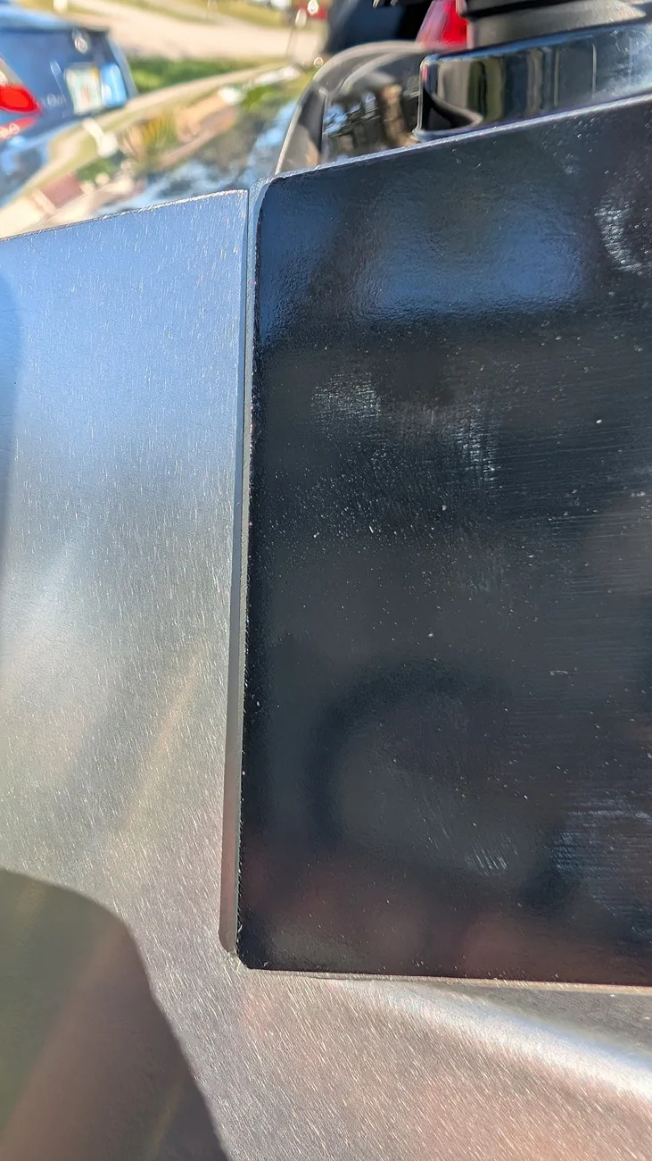 Tesla Cybertruck Normal install look magnetic cantrails? 1000061639